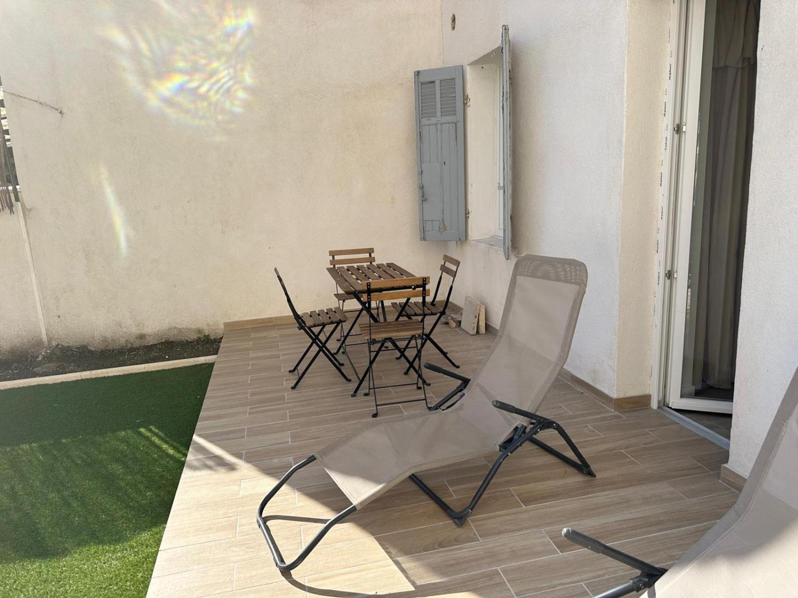 Apartamento Joli Cocoon Plein Sud Avec Jardin Idéalement Situé Marsella