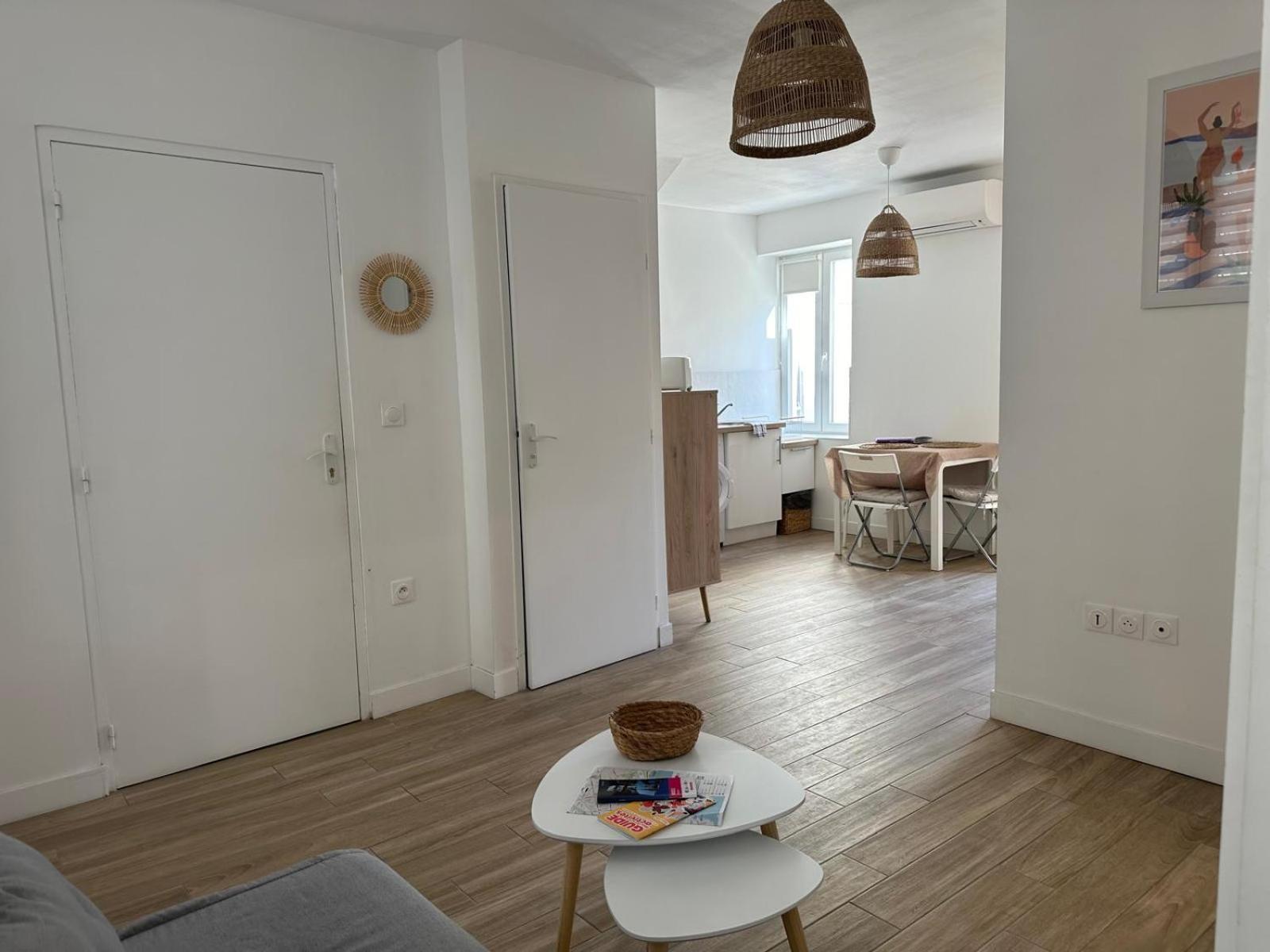 Joli Cocoon Plein Sud Avec Jardin Idéalement Situé * Marseille